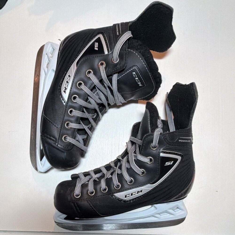 CCM SI Powerline Youth Ice Hockey Skates Size 3 Black/Silver